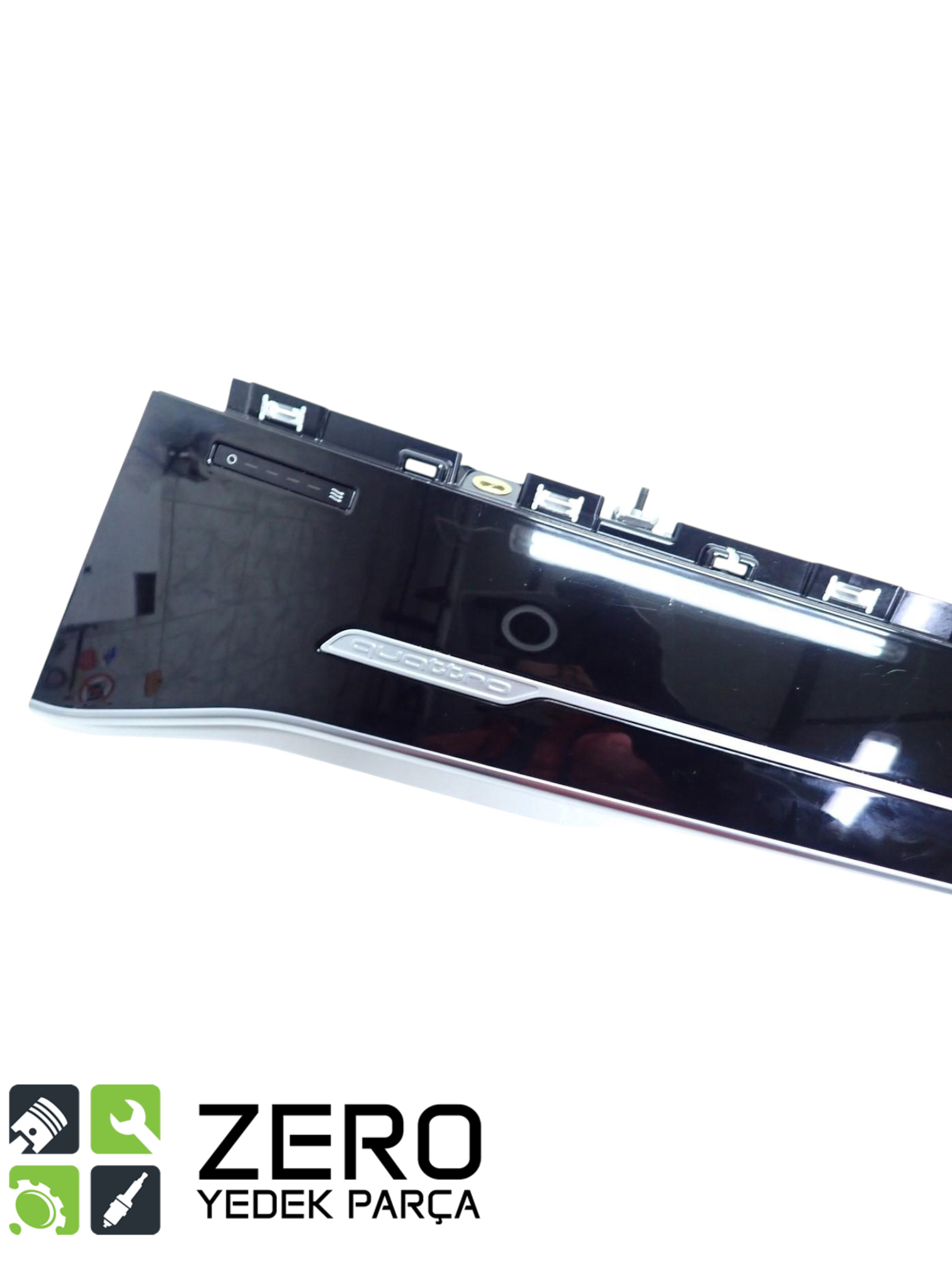 4N1857200A Göğüs Dekoratif Kaplama Çıtası Audi A8 4