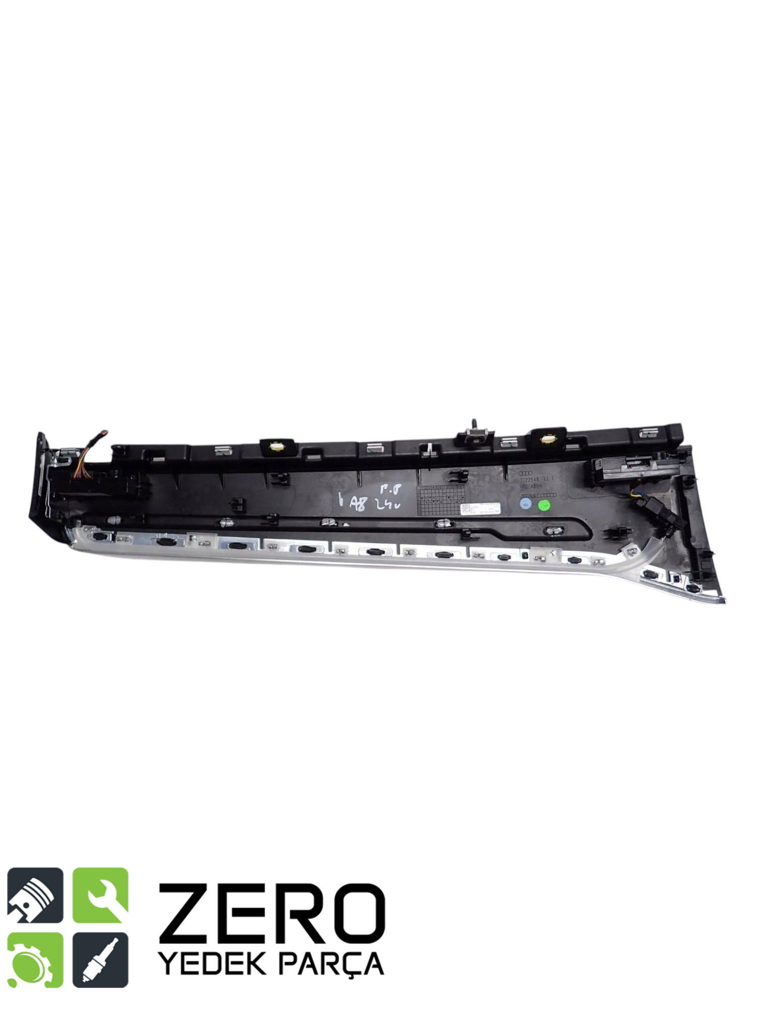 4N1857200A Göğüs Dekoratif Kaplama Çıtası Audi A8 5