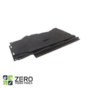 8W0825208A Audi A4 A5 Sağ Alt Taban Muhafazası