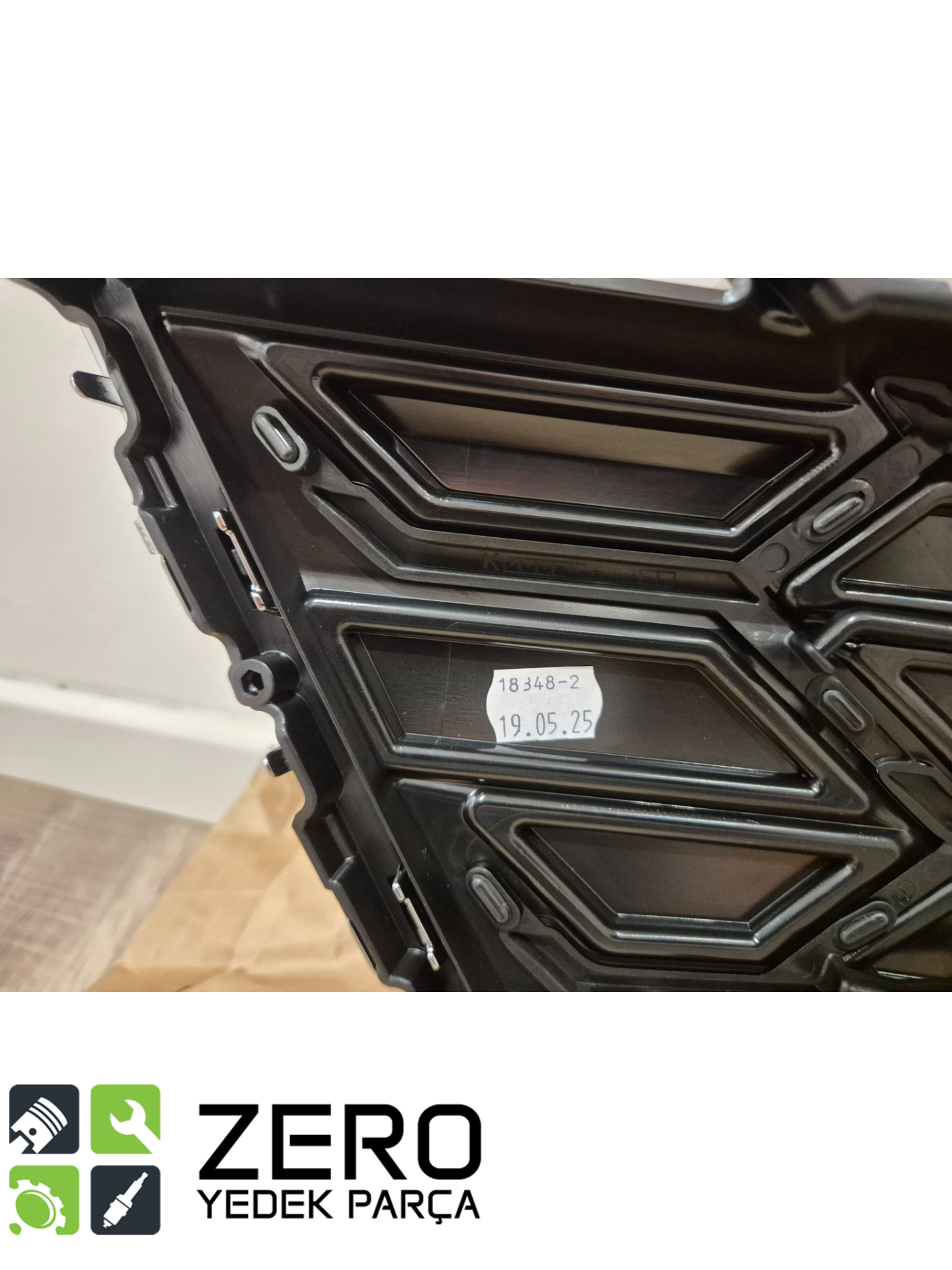 4K8853651N3FZ Audi A6 C8 Ön Panjur Radyatör Izgarası 3
