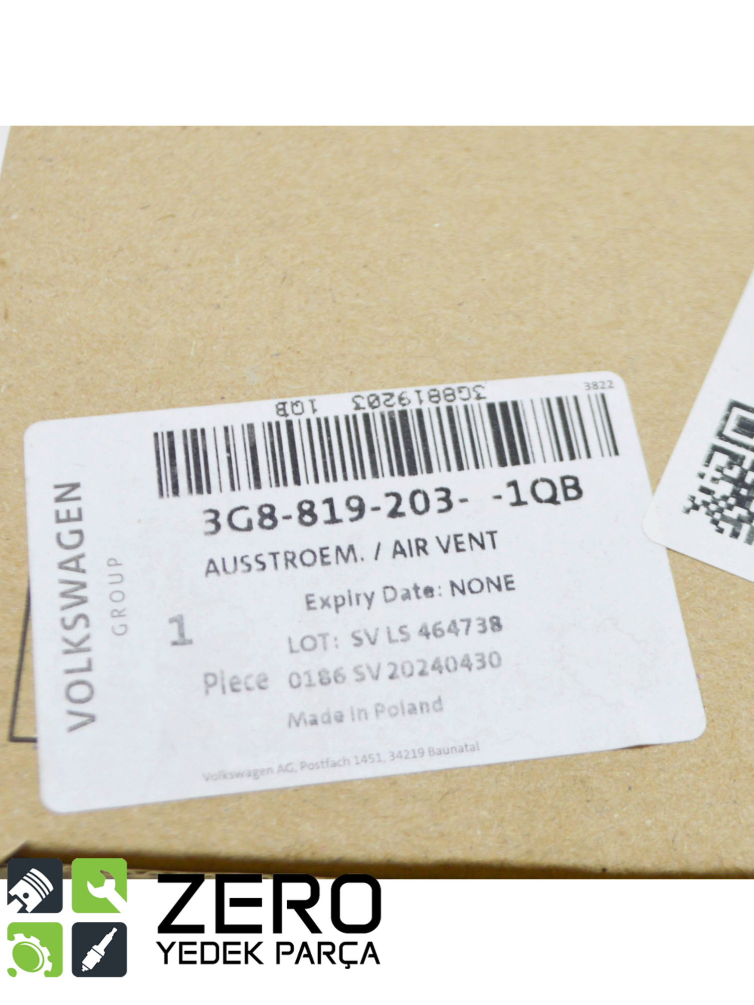 3G88192031QB Arka Orta Konsol Havalandırma Izgarası Passat Arteon 7