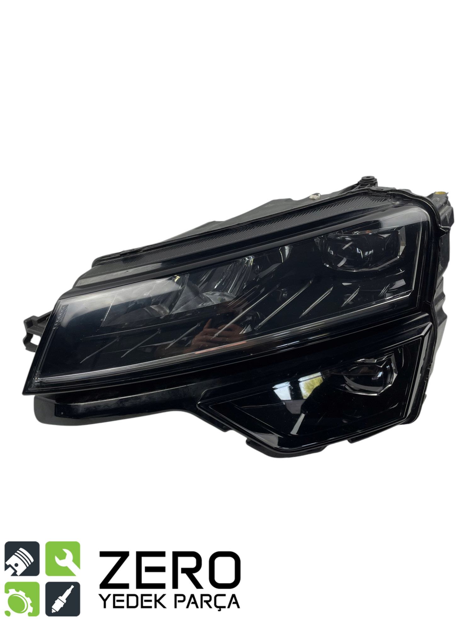 57B941015D Skoda Karoq Sol Ön LED Far 1