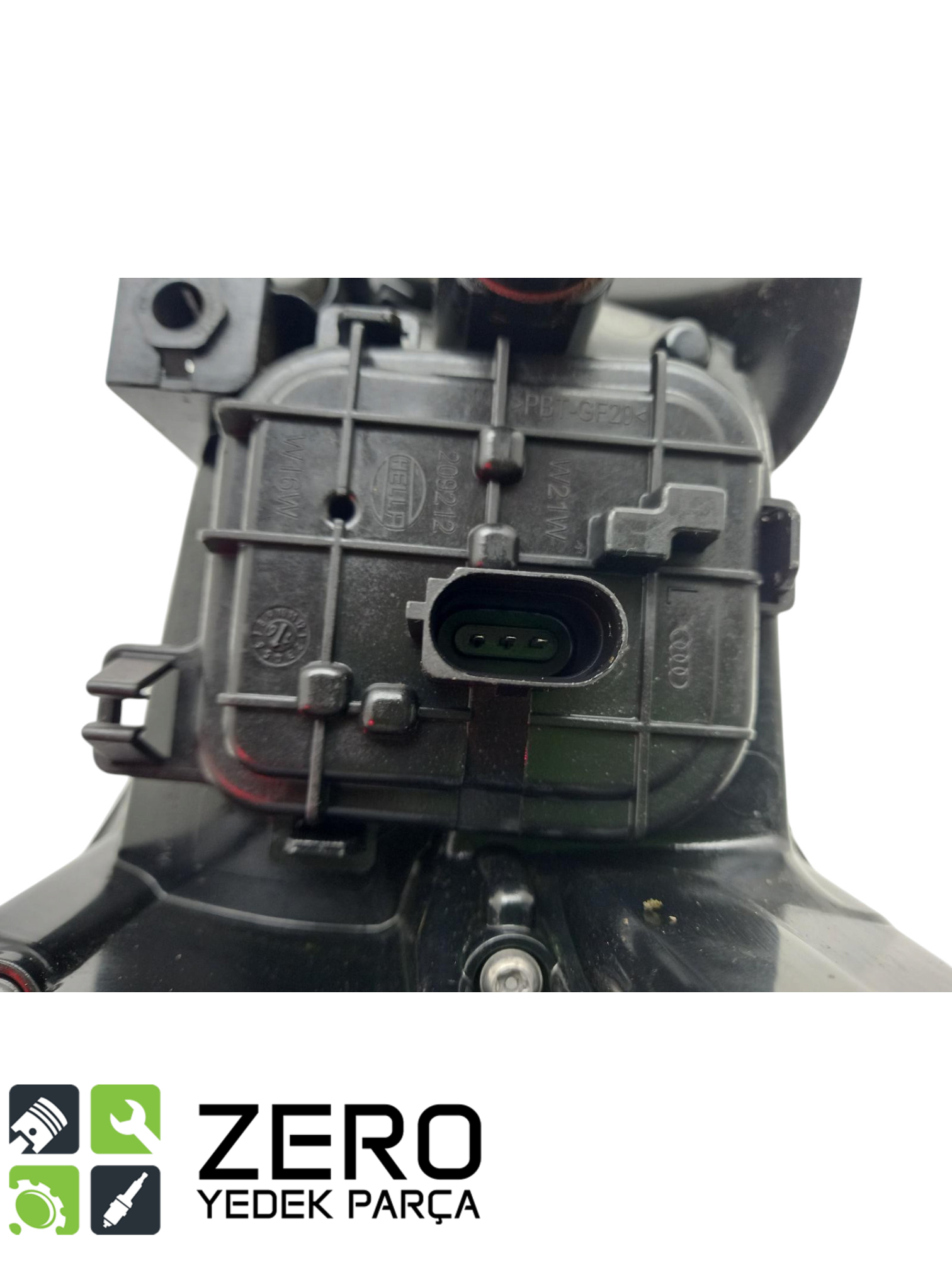 8V4945069 Audi A3 Sol Dış Stop Lambası 7
