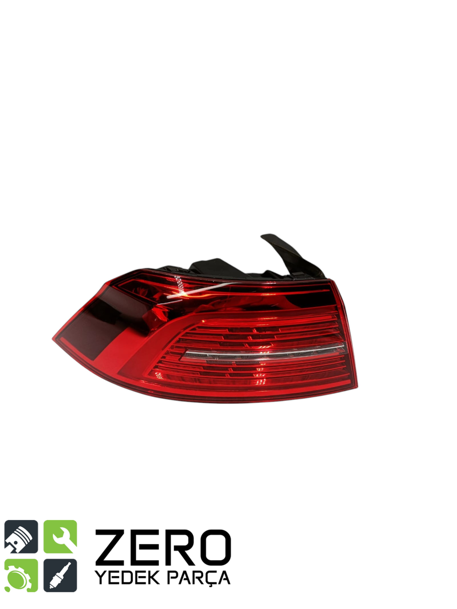 3G5945207E VW Passat B8 Sol Dış Stop Lambası 2