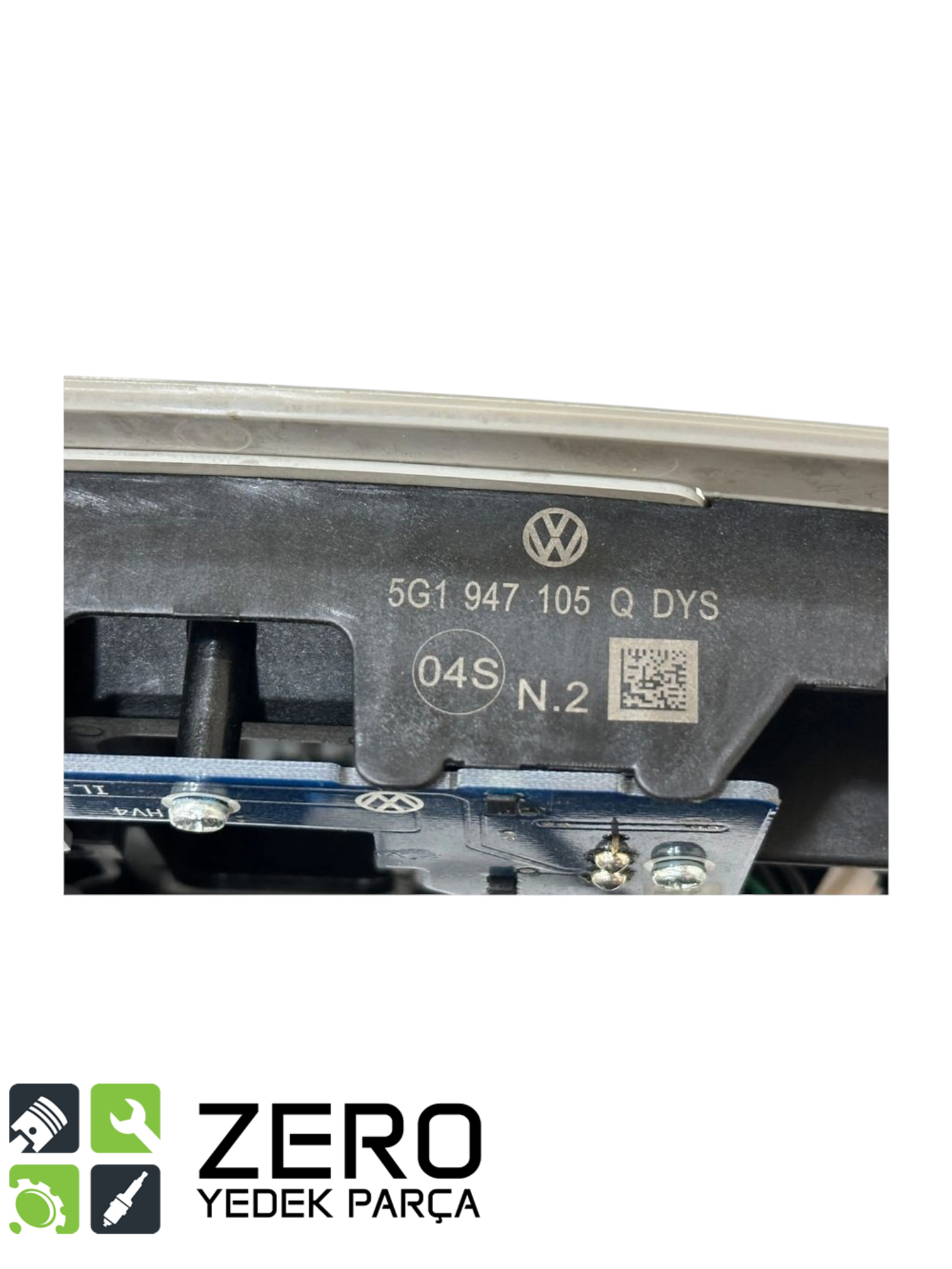5G1947105QDYS Tavan Okuma ve İç Aydınlatma Lambası Golf Passat 7