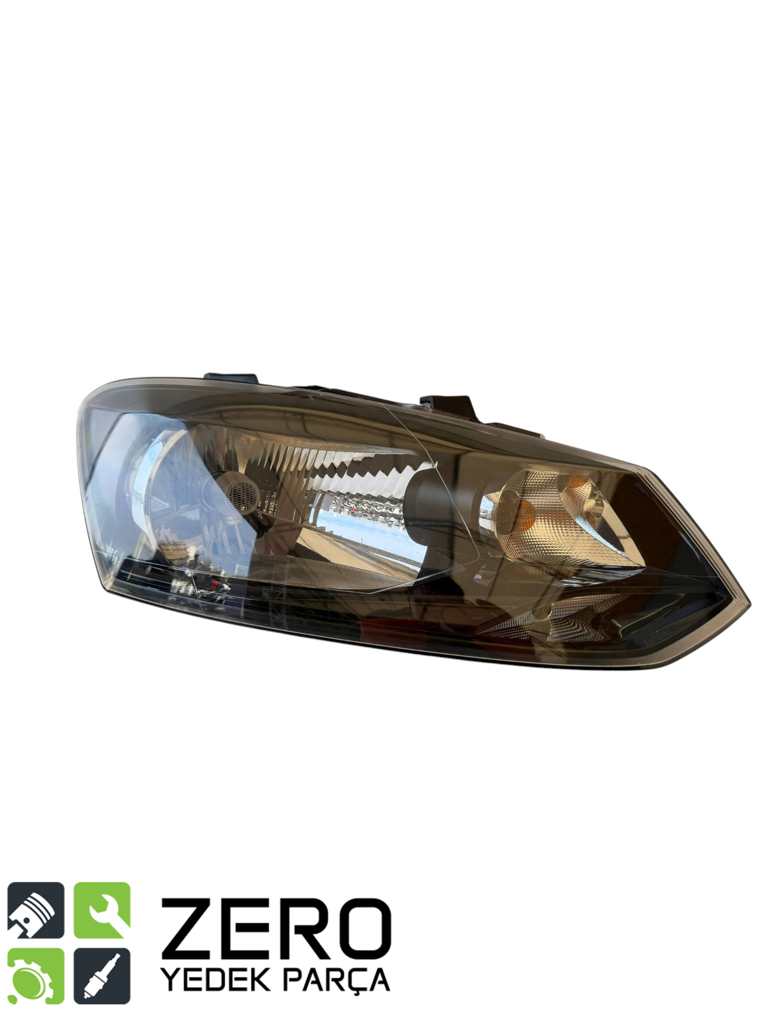 6R1941016E VW Polo Ön Sağ Far 2