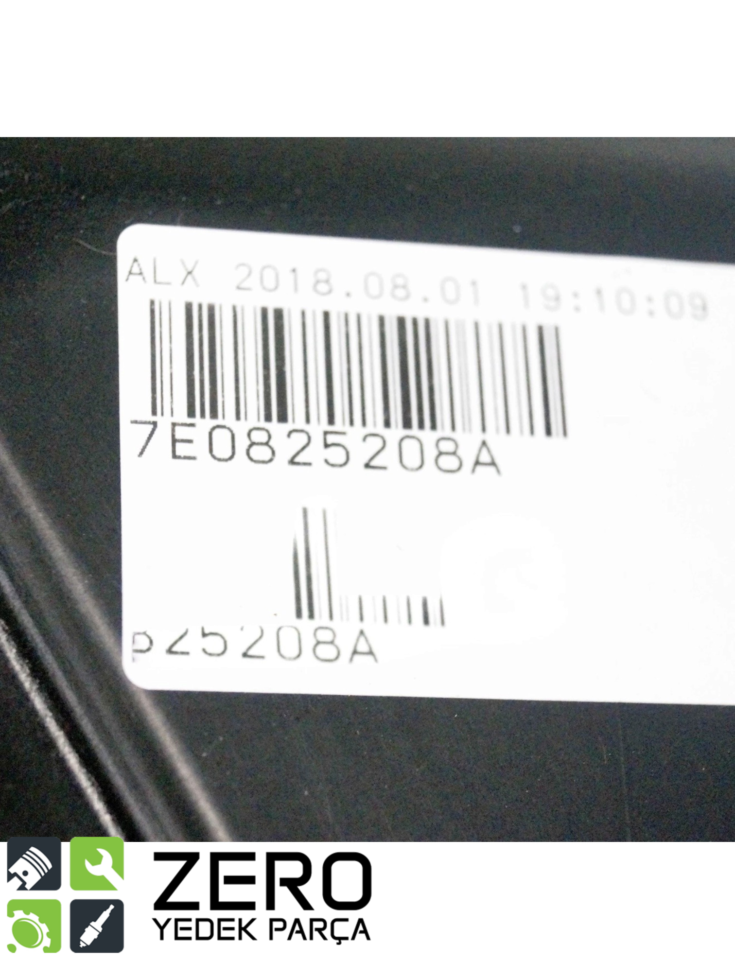 7E0825208A Transporter T5 T6 Sağ Alt Muhafaza 7