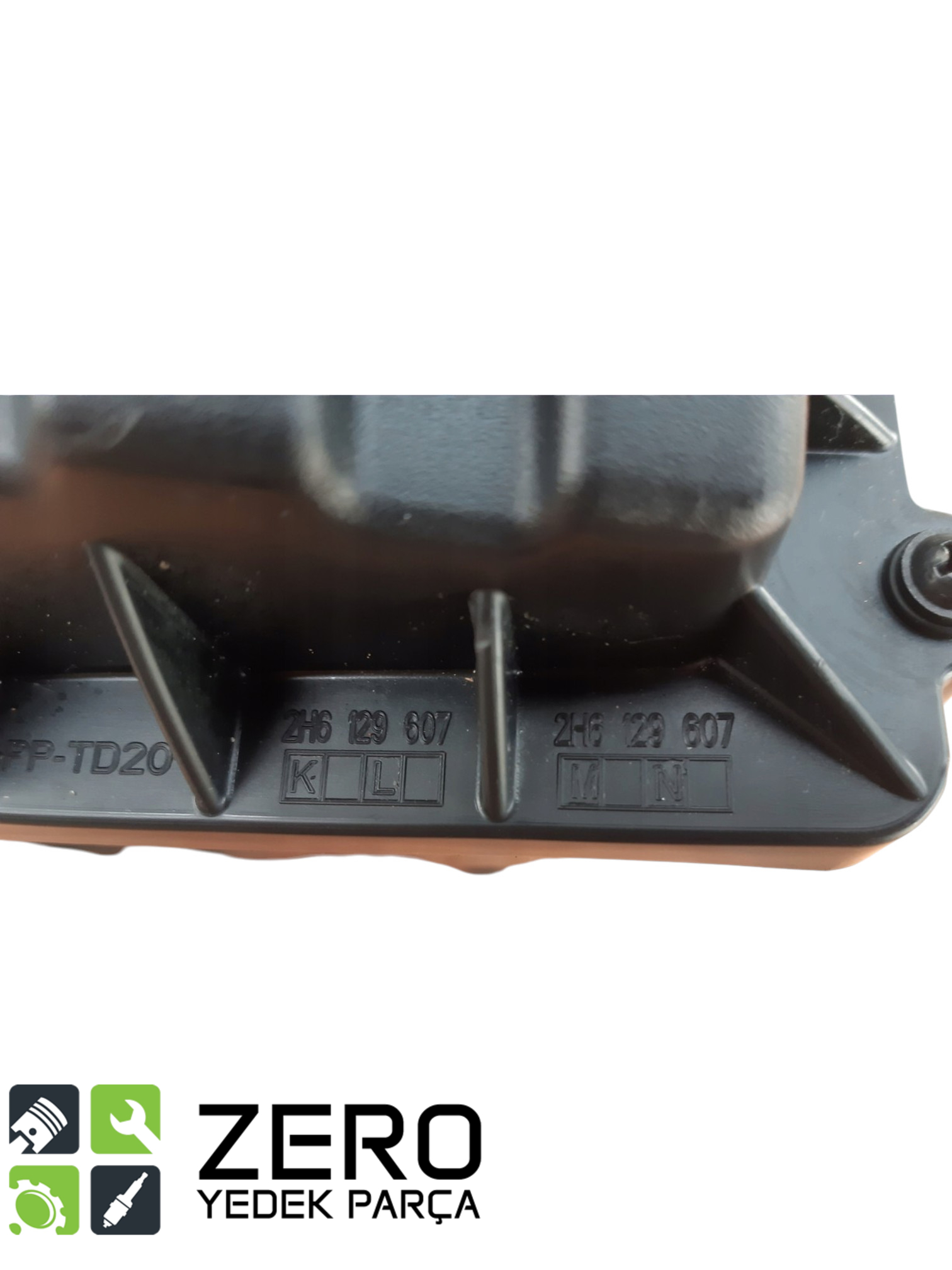 2H0129607K Amarok Hava Filtresi Kutusu 8